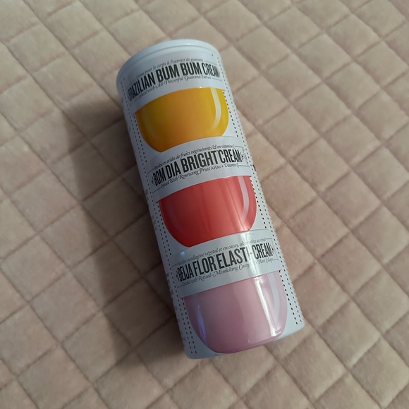 New!! Sol de Janeiro Rio Body Crea.. Trio Set - Limited Edition Gift Set 1.7 oz - Picture 8 of 9